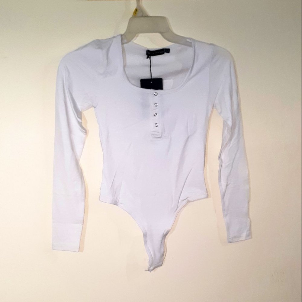 PrettyLittleThing White Long Sleeve Body Suit NEW